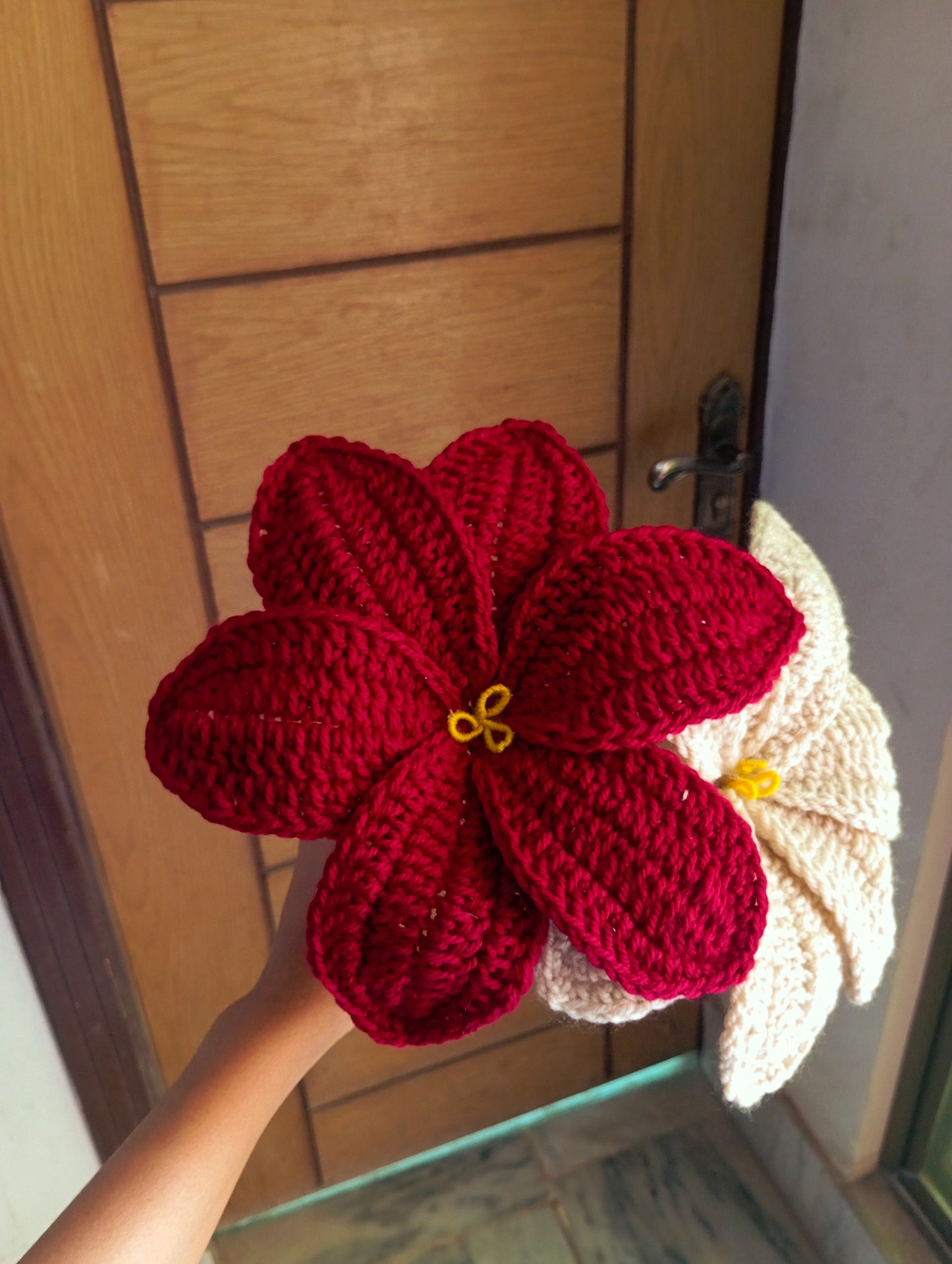 Crochet lilies pair